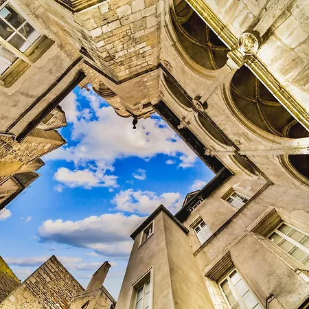 La Terrasse De La Tour * ביון