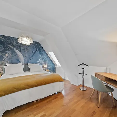 La Terrasse De La Tour * Beaune (Cote d'Or)