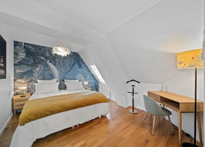 La Terrasse De La Tour * Бон