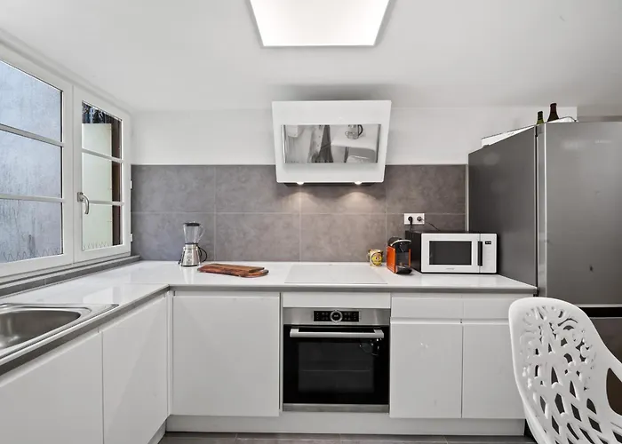 La Terrasse De La Tour بون